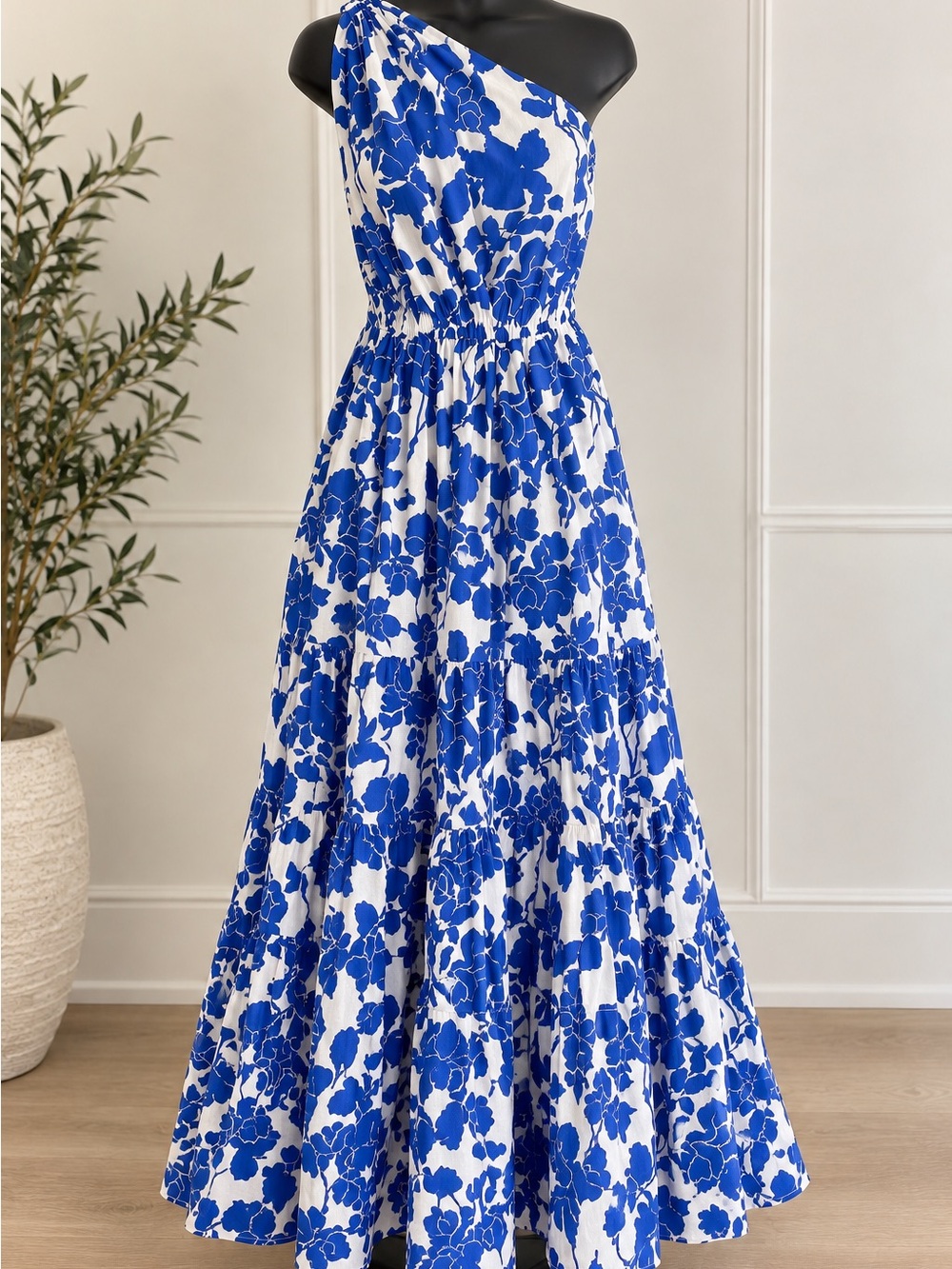Tuckernuck One-Shoulder Blue Floral Midi Dress, XXS